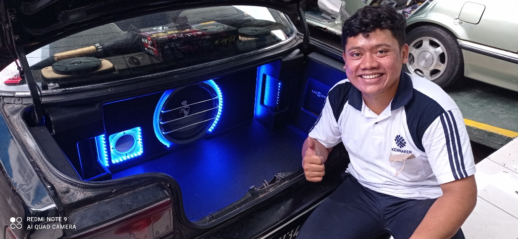 Custom Box Audio Mobil